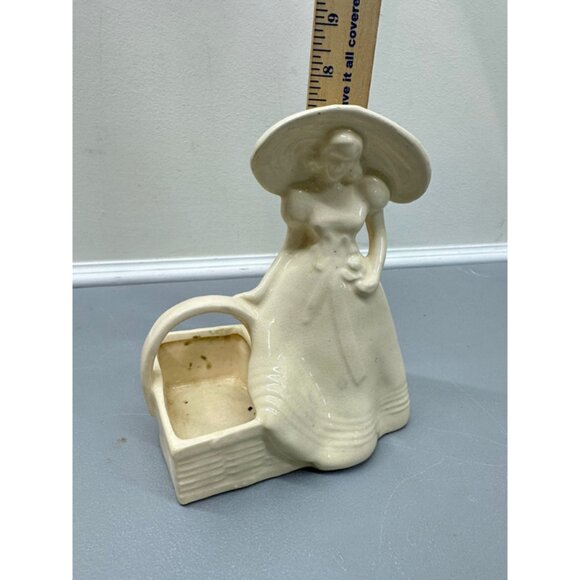 Vintage Brush USA McCoy Pottery Lady with Basket Planter. 5.75" - Picture 2 of 6